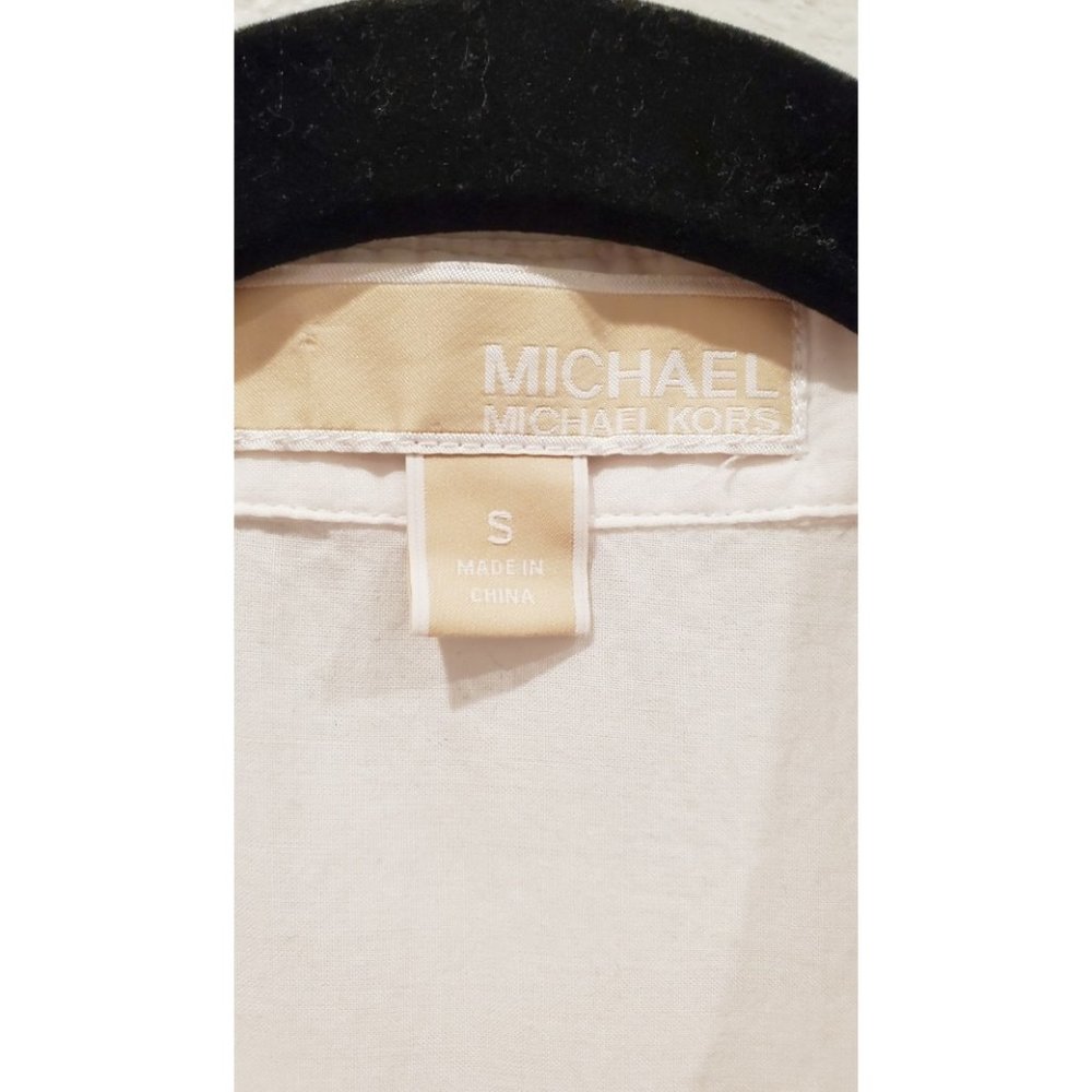 MICHAEL KORS Fashion Pockets Button Tank Top - Picture 3 of 3